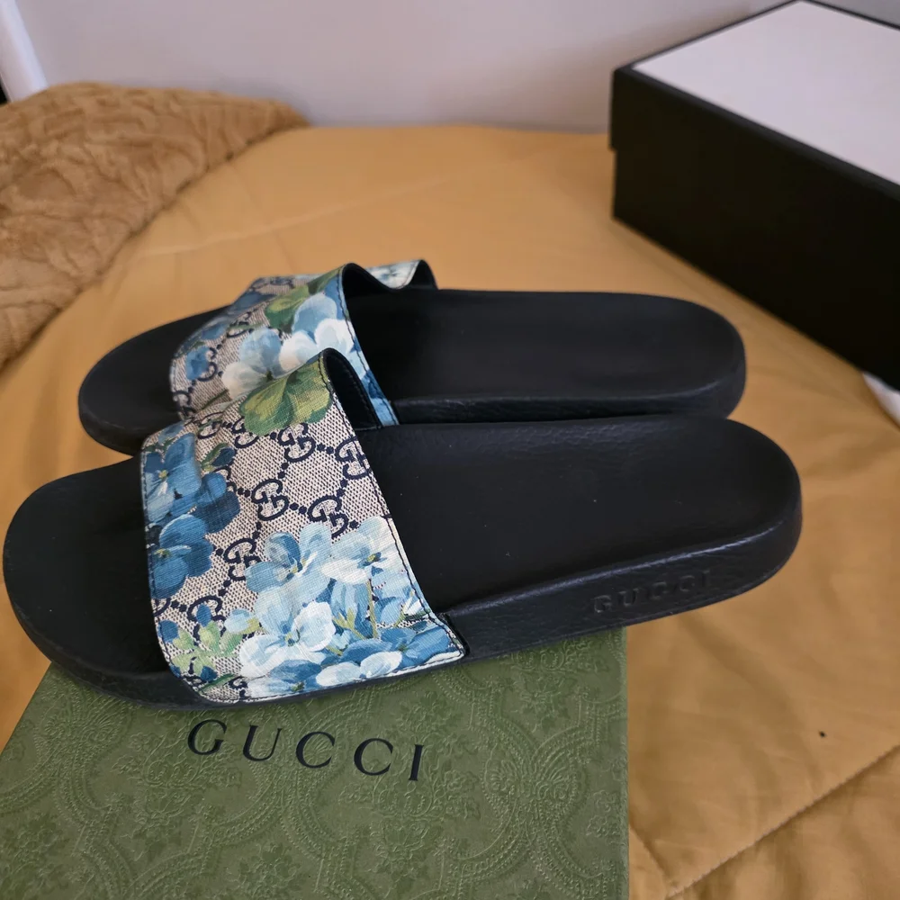 Authentic Gucci Floral Slide Sandals - Picture 4 of 8